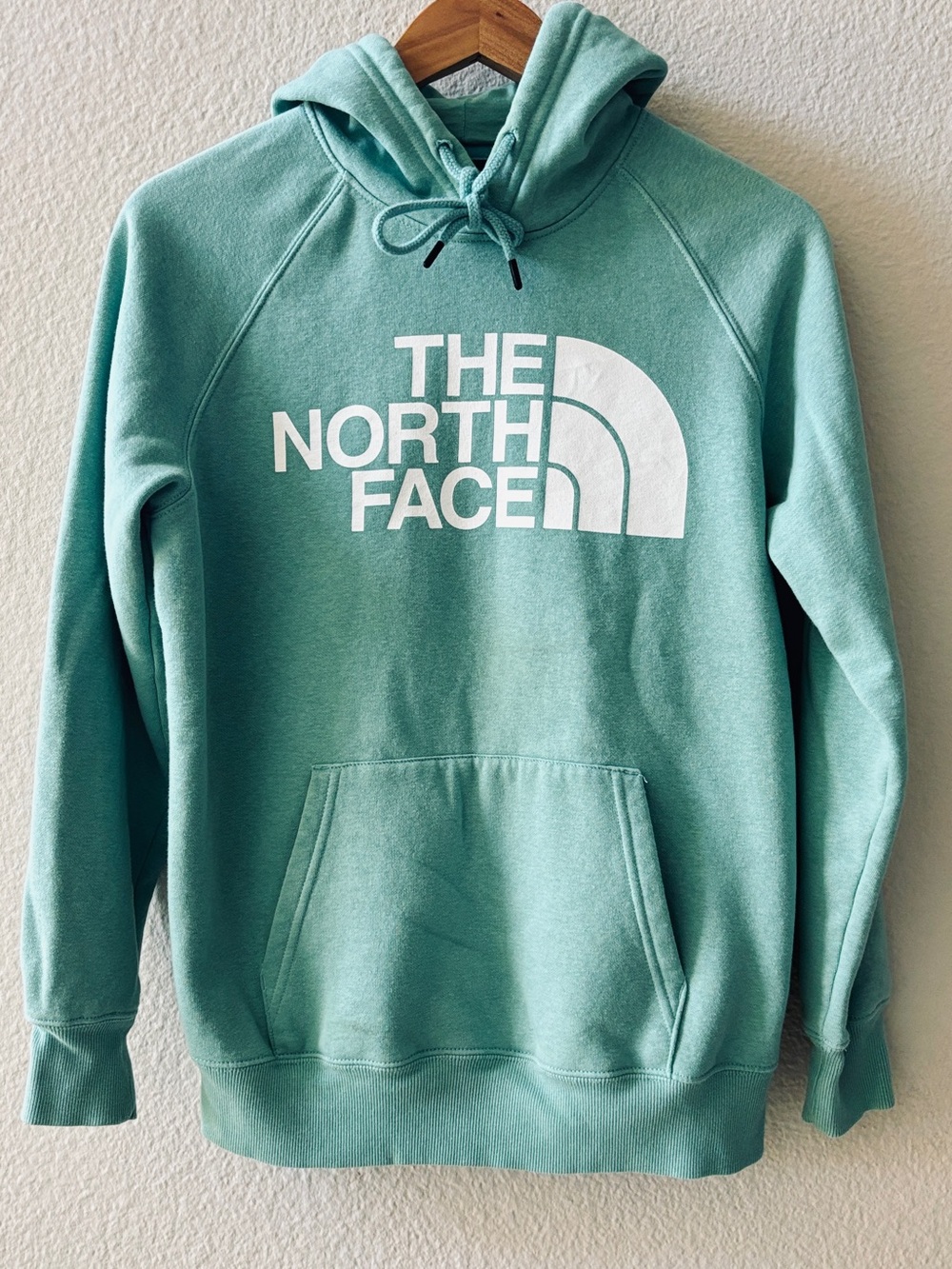 The Northface Hoodie, Sage Green Women’s Sweatshirt Size S